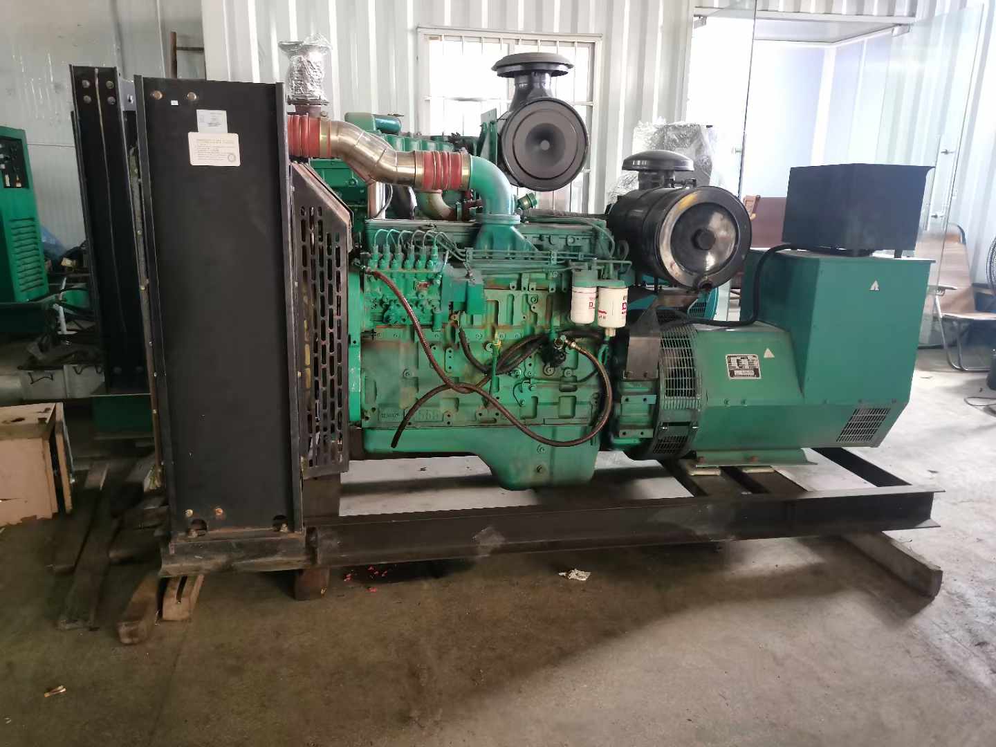 石河子乡发电机租赁如何确定电缆的承载电流是否在安全范围内？