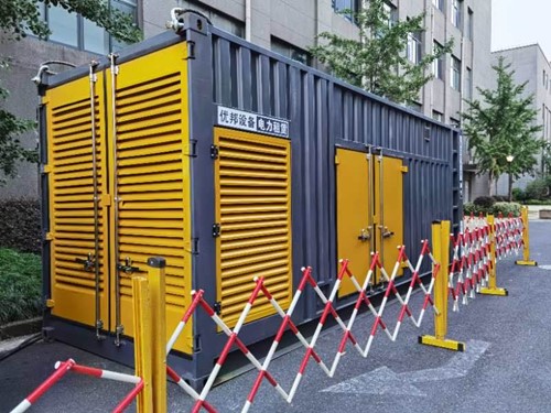 石河子乡如何使用转速表检查发动机的转速？